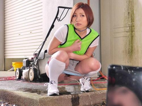 Persetankan 12 Gadis dalam 300 Minit