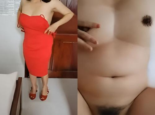 The plane girl from the same company has big breasts